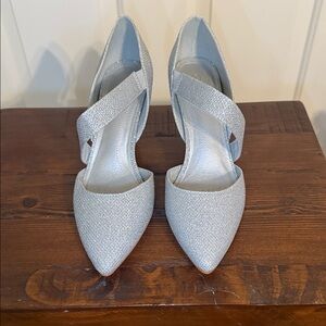 Shimmery Silver Women's 3' Heels Size 7